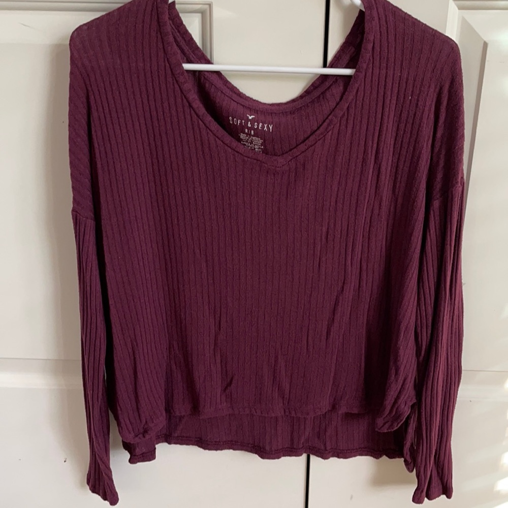 Burgundy long sleeve sweater